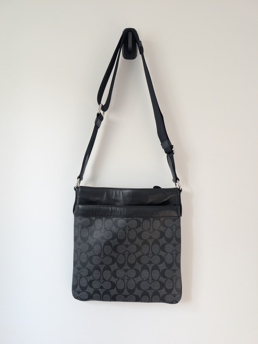 Coach Men's Black Signature Messenger Bag
